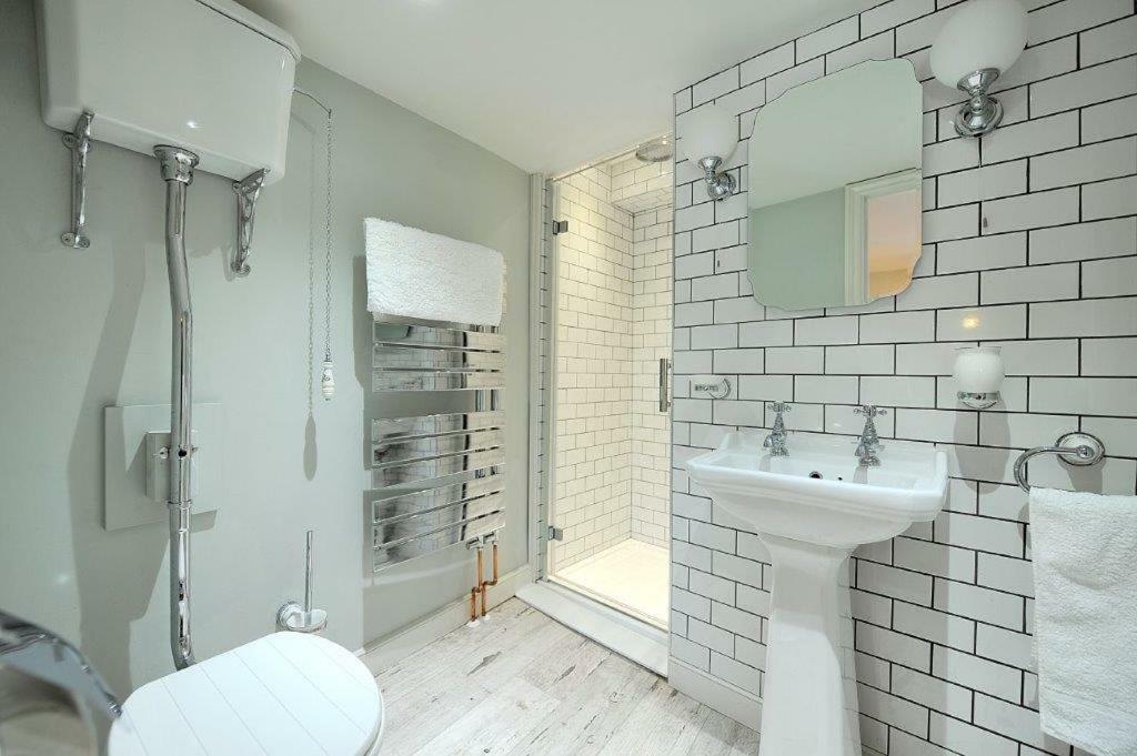 Little Monmouth 4 Bedroom Cottage, Old Town Lyme Regis, Dog Friendly And Parking Bagian luar foto